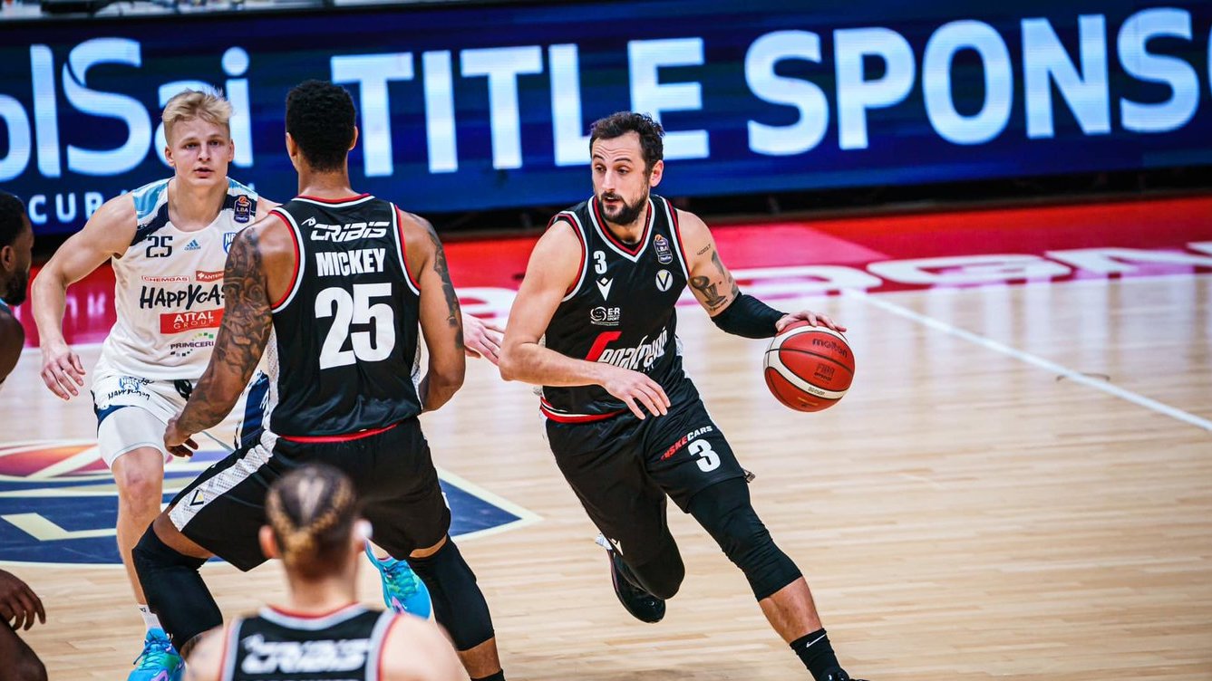 Mister Belinelli ha portato la Virtus in semifinale di Coppa Italia con tre punti